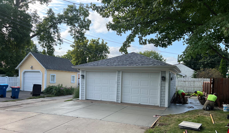 Concrete driveway and walkway installed in Hopkins MN by Creative Concrete Inc